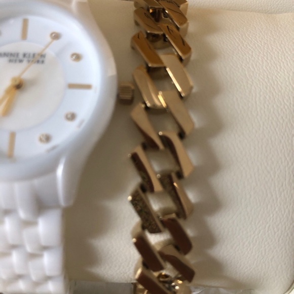 Anne Klein New York   12/7740WTST White Ceramic Watch w/ 2- Gold Tone Bracelets - Picture 5 of 7